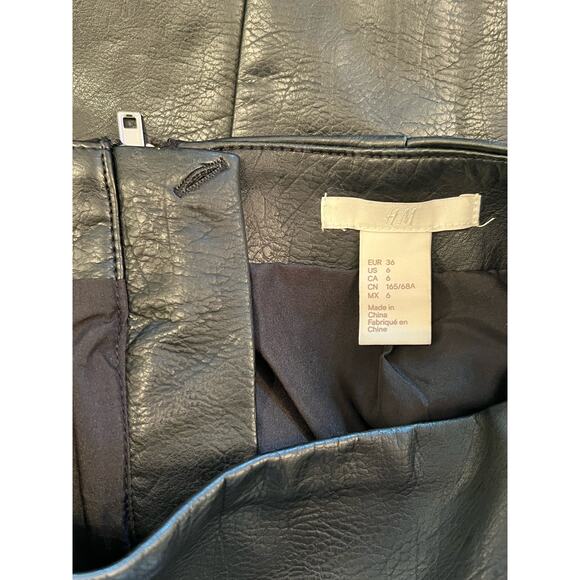 H&M Size US 6 Black Faux Leather Floral Embroidered Mini Raw Hem Biker Skirt - Picture 3 of 6